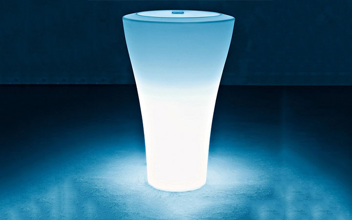 Ming High Outdoor Planter with Light by Serralunga Planters Illuminated